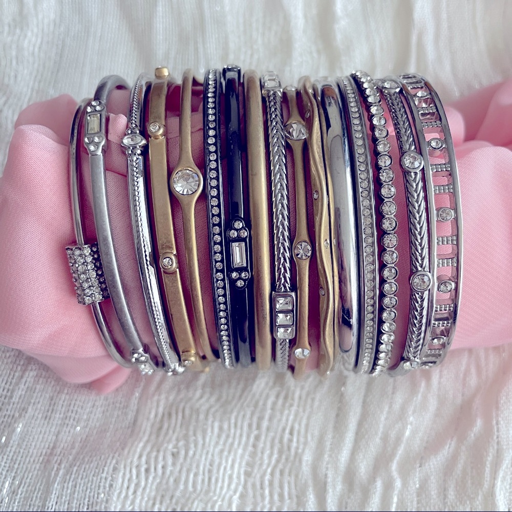 Lia Sophia Bangle Bracelet Collect